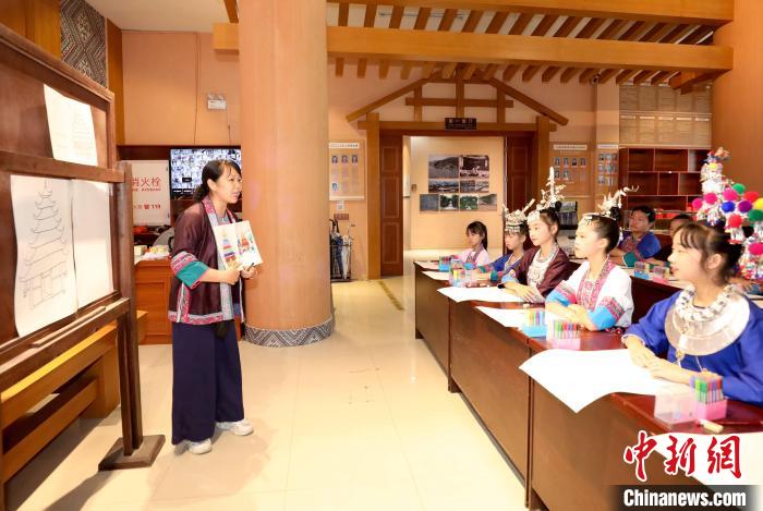 图为活动现场。龚普康 摄